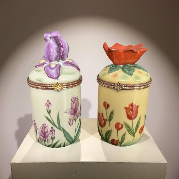 Set of Two Vintage Bombay Iris and Tulip Candleholder Trinket Boxes - Picture 1 of 16